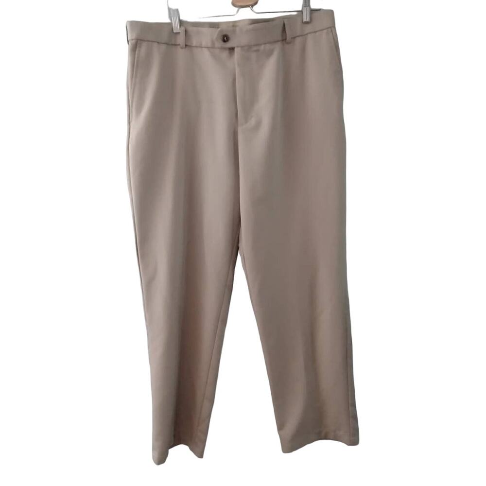 Izod Golf Pleated Front Straight Leg Golf Pants Tan Men's Size 40x32 Chino Style